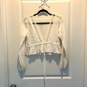 Light weight white top